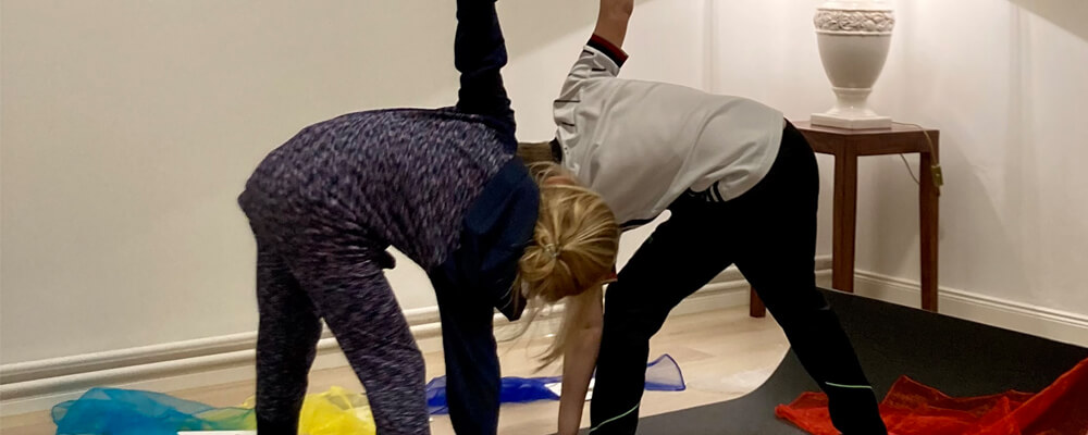 Gruppentherapie - Yogaübungen